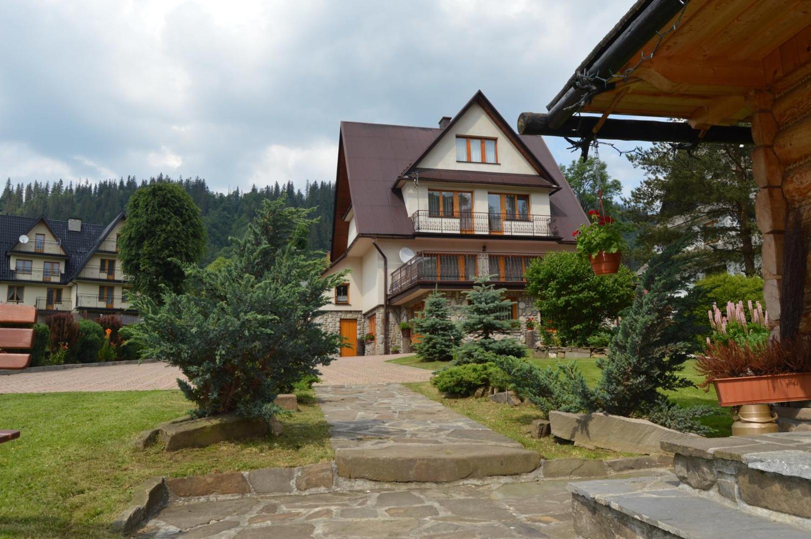 Pokoje Gościnne U Gordona, Poronin, Poland
